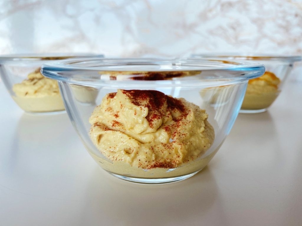 hummus van lupinebonen gerookte paprika