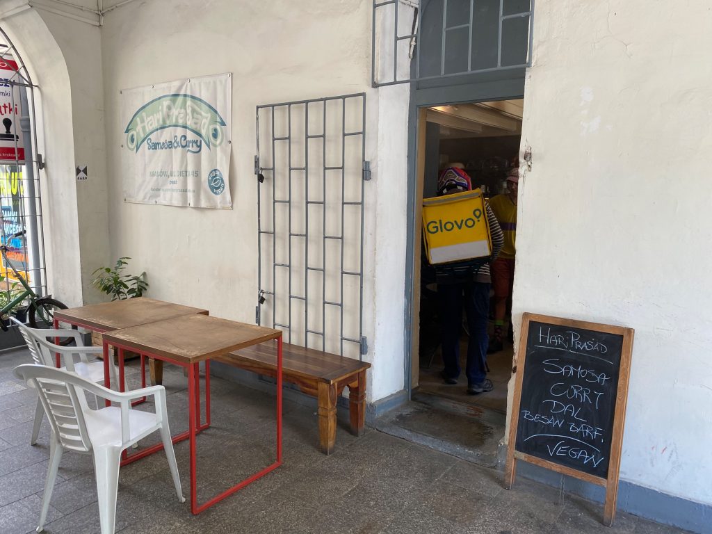 vegan restaurants in Krakau Hariprasad Samosa & Curry