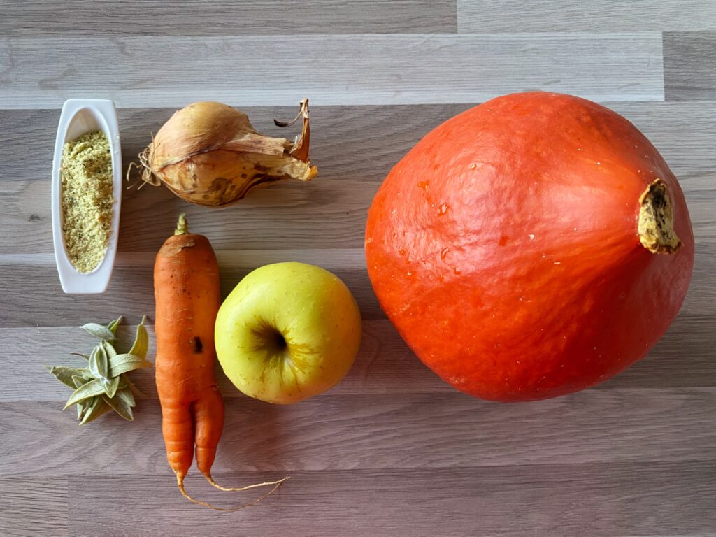 Geroosterde pompoensoep met salie ingrediënten